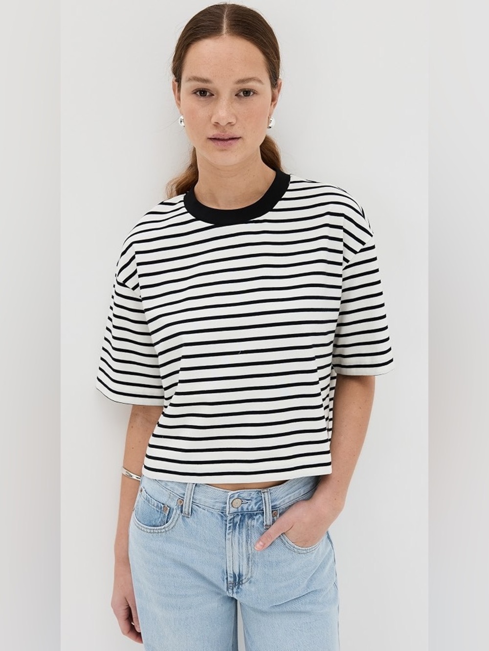 Pistola Mae Tee
